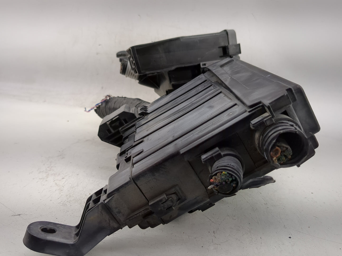 2013 Nissan Pathfinder Fusebox Fuse Box Panel Relay Module P/N:284B7 ZE03B Fits OEM Used Auto Parts - Oemusedautoparts1.com