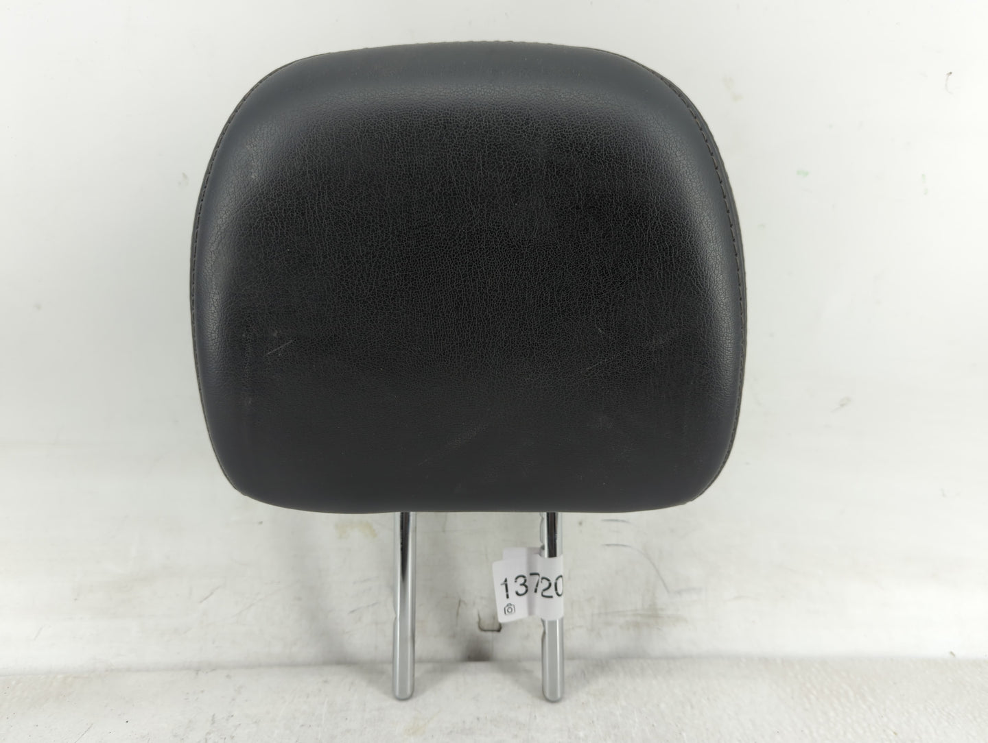2013 Nissan Pathfinder Headrest Head Rest Rear Center Seat Fits OEM Used Auto Parts - Oemusedautoparts1.com