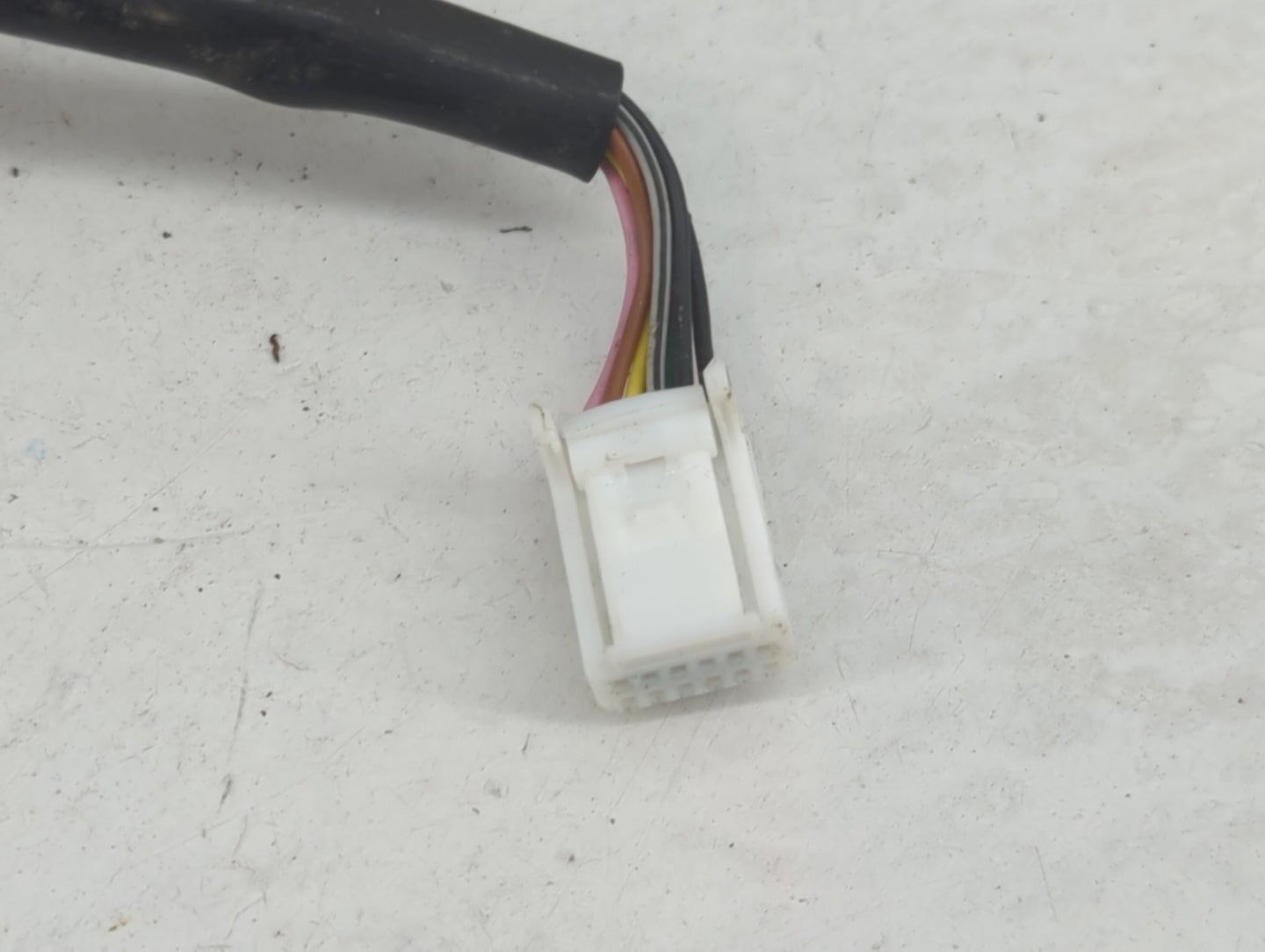 2013-2016 Nissan Pathfinder Passenger Side View Mirror - Right Door Mirror OEM Used - Oemusedautoparts1.com