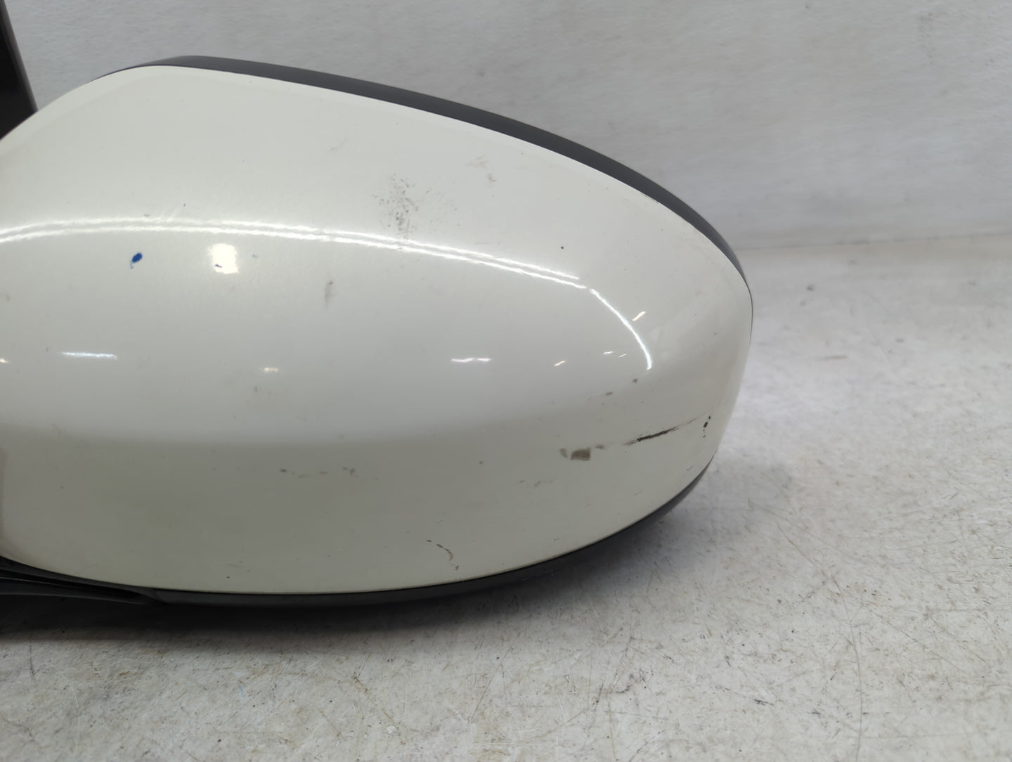 2013-2016 Nissan Pathfinder Passenger Side View Mirror - Right Door Mirror OEM Used - Oemusedautoparts1.com