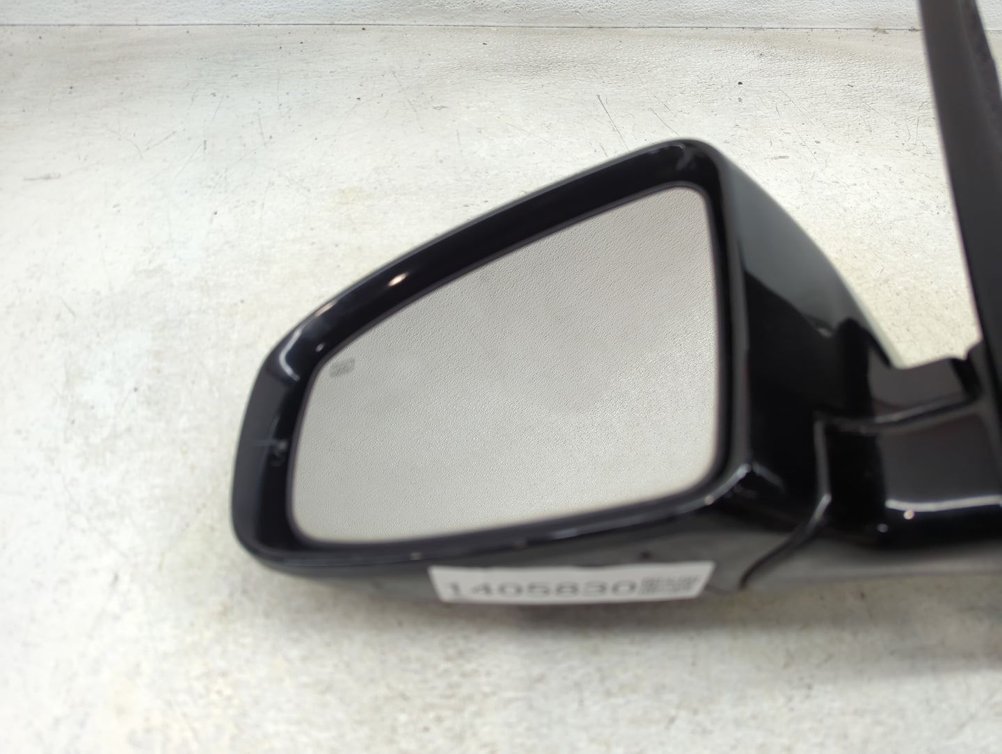 2013-2016 Nissan Pathfinder Passenger Side View Mirror - Right Door Mirror OEM Used - Oemusedautoparts1.com