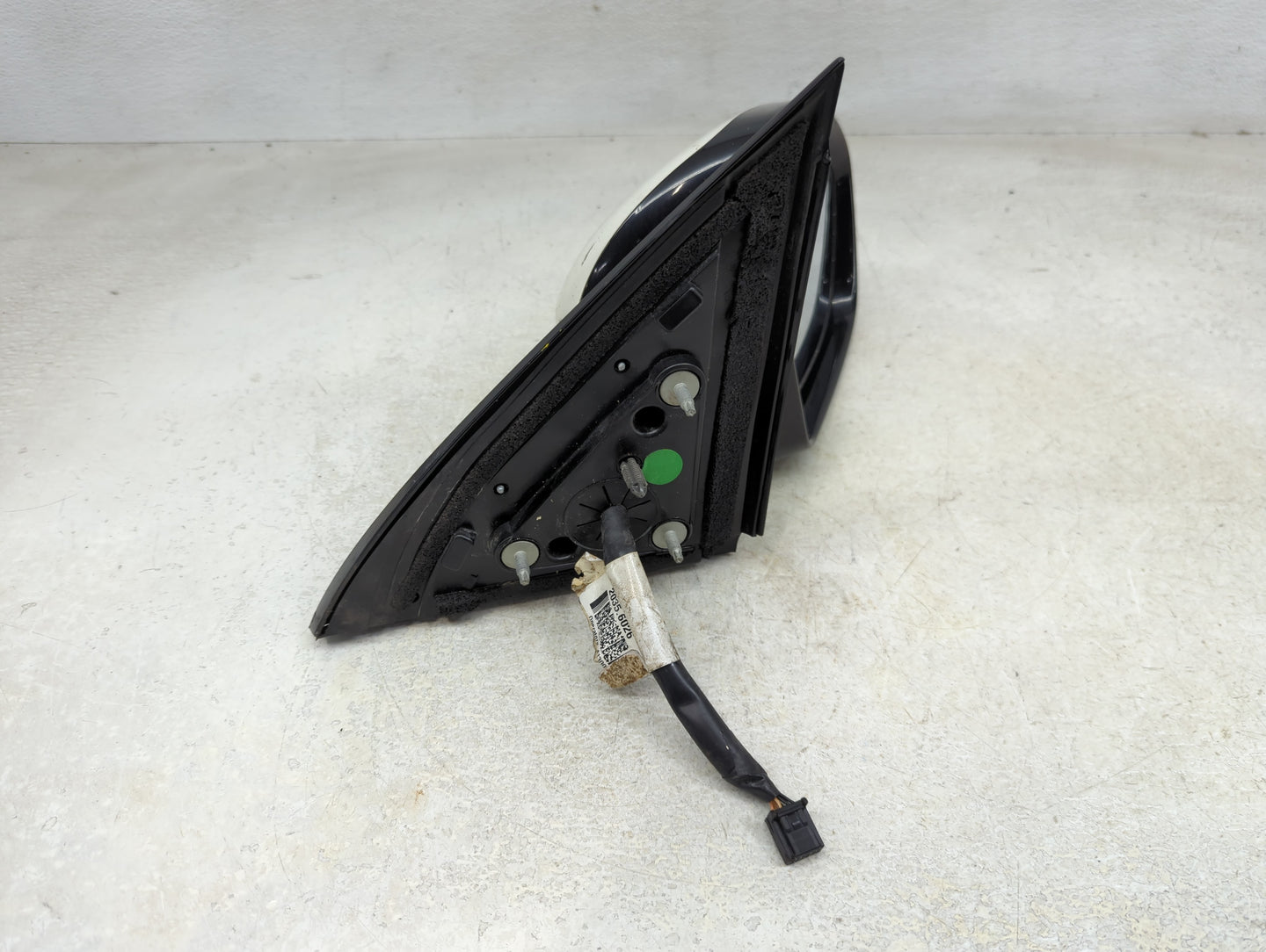 2013-2016 Nissan Pathfinder Driver Side View Mirror - Left Door Mirror OEM Used - Oemusedautoparts1.com