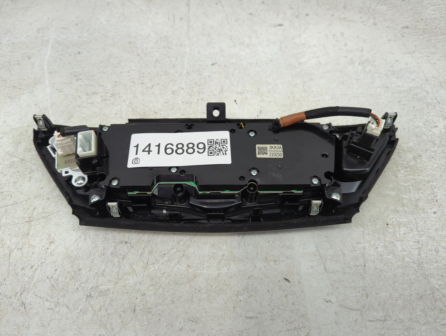 2013 Nissan Pathfinder Radio Control Panel - Oemusedautoparts1.com