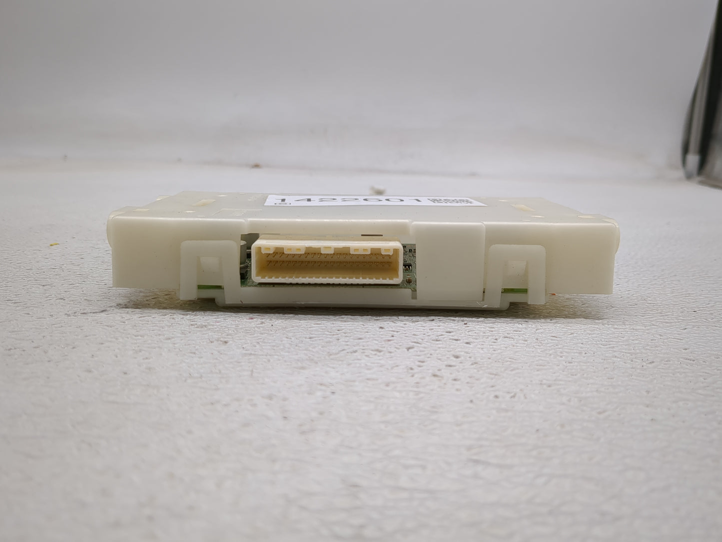 2013-2013 Nissan Pathfinder Temperature Control Module 27760-9pf0a - Oemusedautoparts1.com