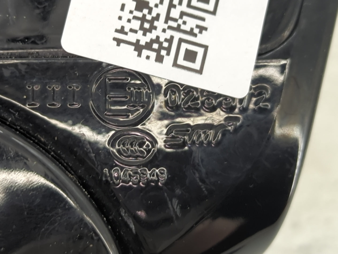 2013-2016 Nissan Pathfinder Driver Side View Mirror - Left Door Mirror OEM Used - Oemusedautoparts1.com