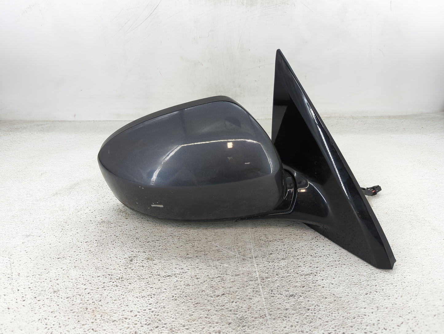 2013-2016 Nissan Pathfinder Passenger Side View Mirror - Right Door Mirror OEM Used - Oemusedautoparts1.com