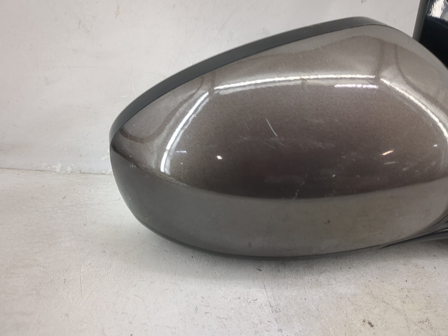 2013-2016 Nissan Pathfinder Passenger Side View Mirror - Right Door Mirror OEM Used - Oemusedautoparts1.com