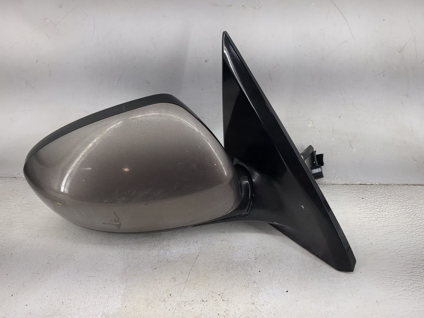2013-2016 Nissan Pathfinder Passenger Side View Mirror - Right Door Mirror OEM Used - Oemusedautoparts1.com