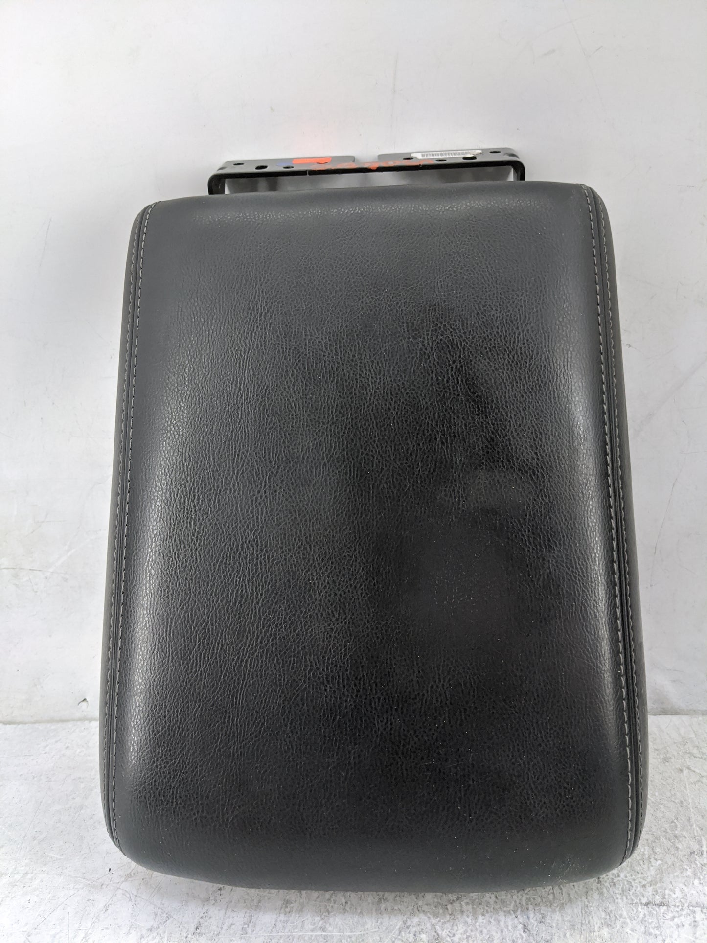 2013 Nissan Pathfinder Center Console Armrest Cover Lid P/N:96920 3KA1A 96920-3KA1A Fits OEM Used Auto Parts - Oemusedautopa
