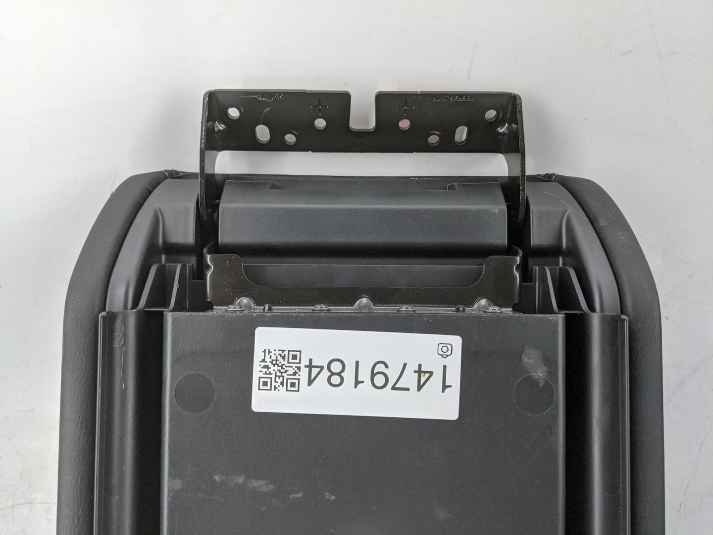 2013 Nissan Pathfinder Center Console Armrest Cover Lid P/N:96920 3KA1A 96920-3KA1A Fits OEM Used Auto Parts - Oemusedautopa