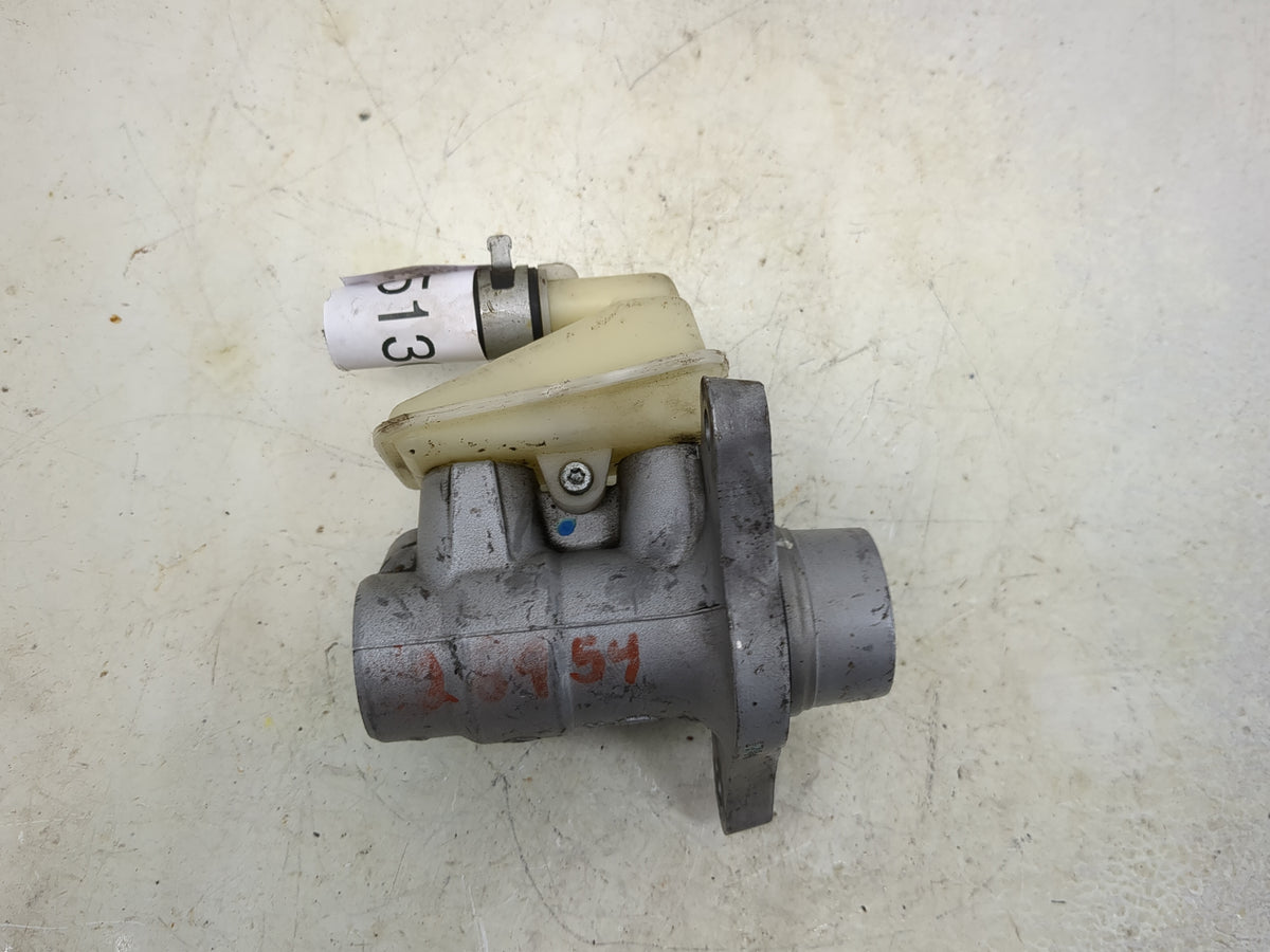 2013-2016 Nissan Pathfinder Brake Master Cylinder 1513078 - Oemusedautoparts1.com