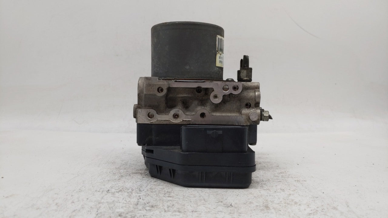 2013-2014 Nissan Pathfinder ABS Pump Control Module Replacement P/N:47660 3KA0A 47660 3KA0B Fits Fits 2013 2014 OEM Used Aut