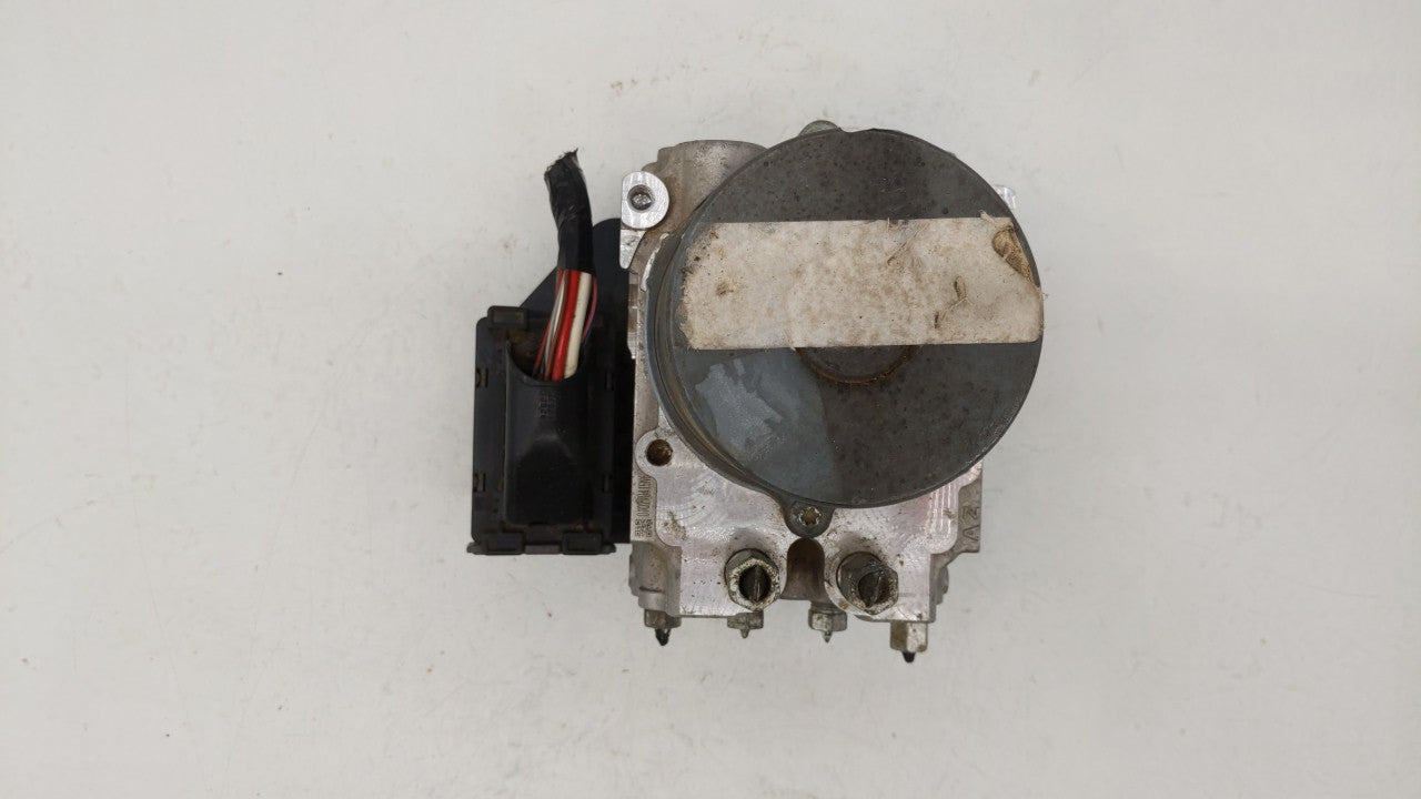 2013-2014 Nissan Pathfinder ABS Pump Control Module Replacement P/N:47660 3KA0A 47660 3KA0B Fits Fits 2013 2014 OEM Used Aut