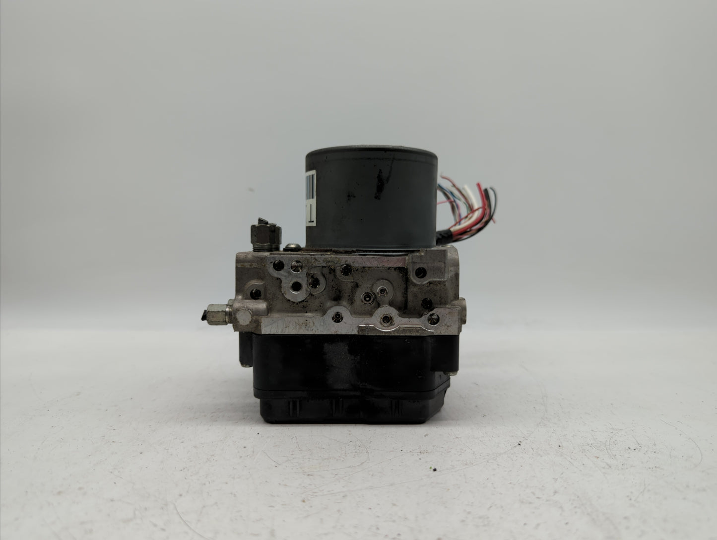 2013-2014 Nissan Pathfinder ABS Pump Control Module Replacement P/N:47660 3KD0A Fits Fits 2013 2014 OEM Used Auto Parts - Oe