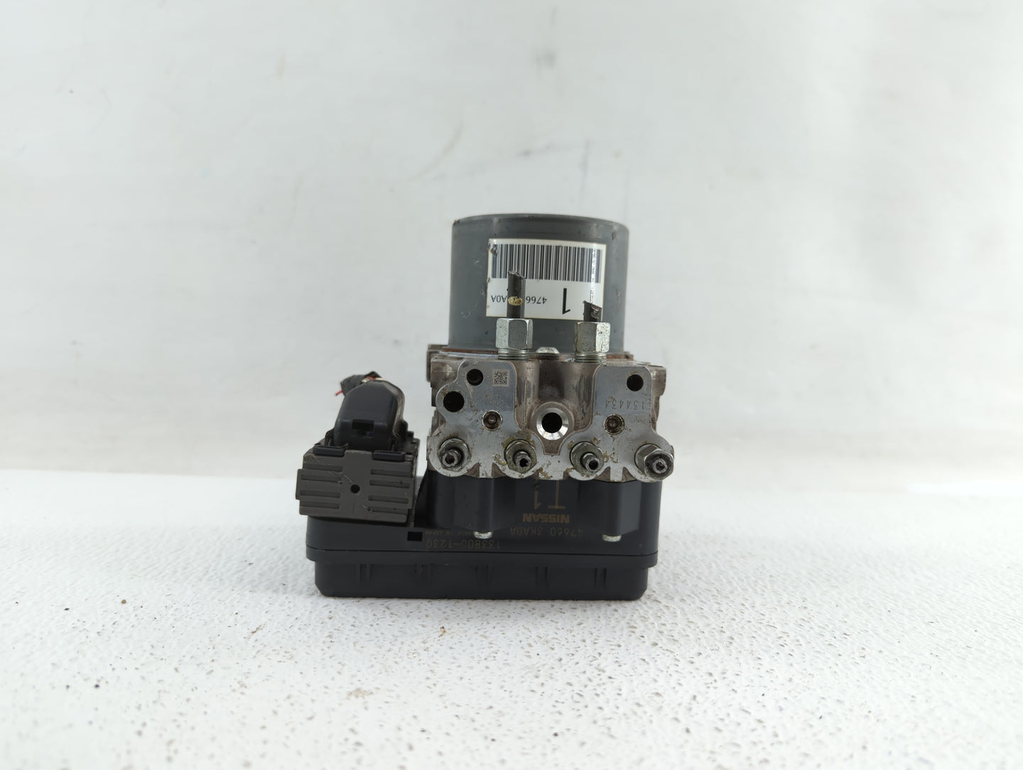 2013 Nissan Pathfinder ABS Pump Control Module Replacement P/N:47660 3KA0A Fits OEM Used Auto Parts - Oemusedautoparts1.com
