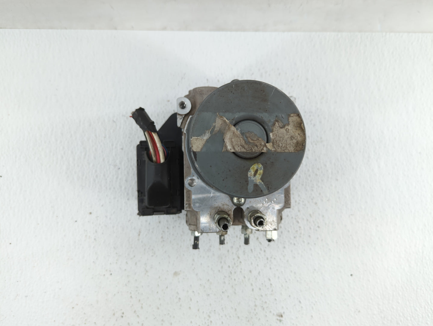 2013 Nissan Pathfinder ABS Pump Control Module Replacement P/N:47660 3KA0A Fits OEM Used Auto Parts - Oemusedautoparts1.com