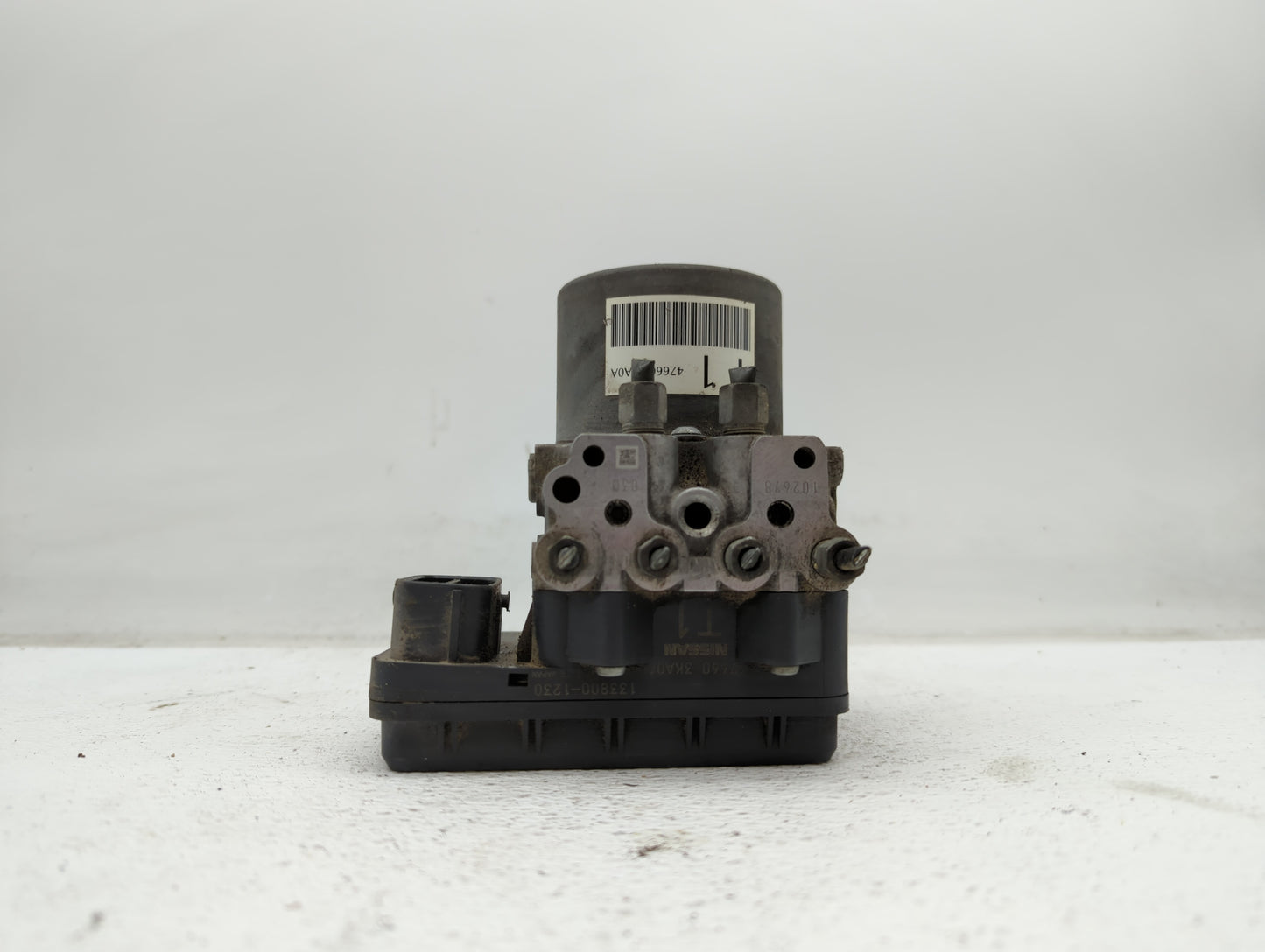 2013-2014 Nissan Pathfinder ABS Pump Control Module Replacement P/N:47660 3KA0A 47660 3KA0B Fits Fits 2013 2014 OEM Used Aut