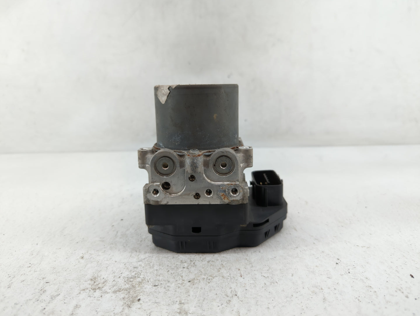2013-2014 Nissan Pathfinder ABS Pump Control Module Replacement P/N:47660 3KA0A 47660 3KA0B Fits Fits 2013 2014 OEM Used Aut