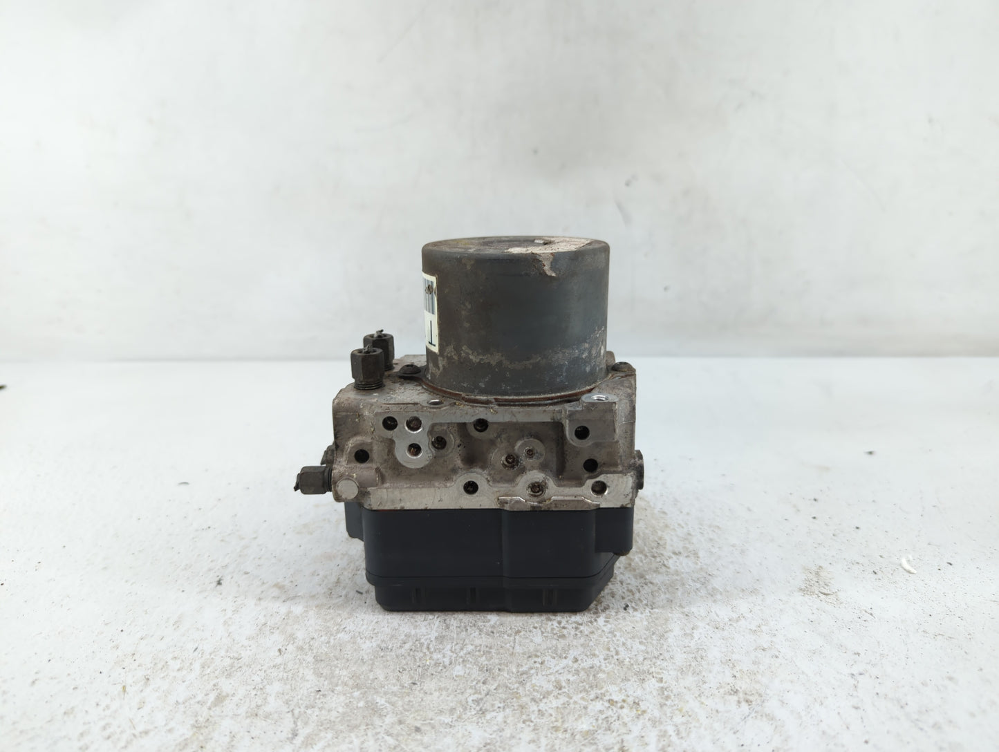 2013-2014 Nissan Pathfinder ABS Pump Control Module Replacement P/N:47660 3KA0A 47660 3KA0B Fits Fits 2013 2014 OEM Used Aut