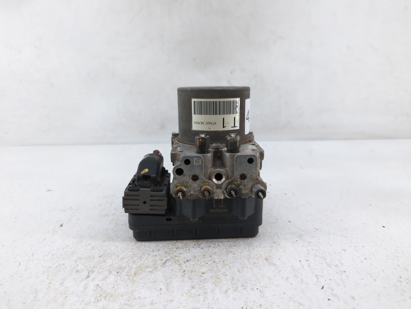2013-2014 Nissan Pathfinder ABS Pump Control Module Replacement P/N:47660 3KA0A 47660 3KA0B Fits Fits 2013 2014 OEM Used Aut