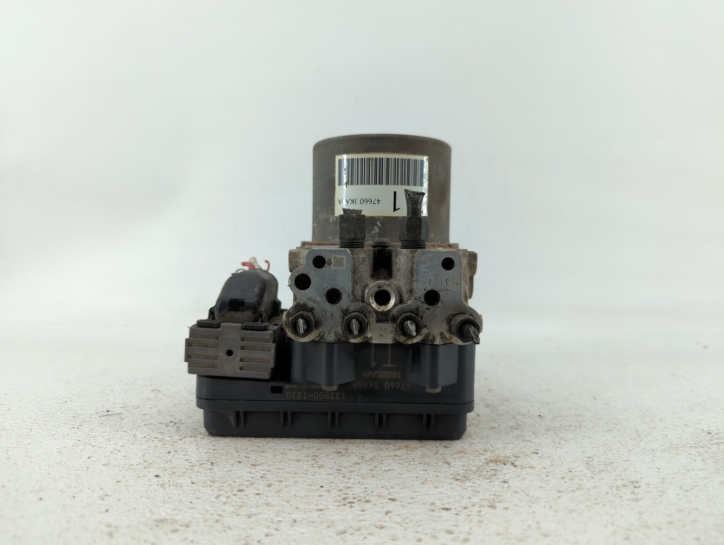 2013-2014 Nissan Pathfinder ABS Pump Control Module Replacement P/N:47660 3KA0A Fits Fits 2013 2014 OEM Used Auto Parts - Oe