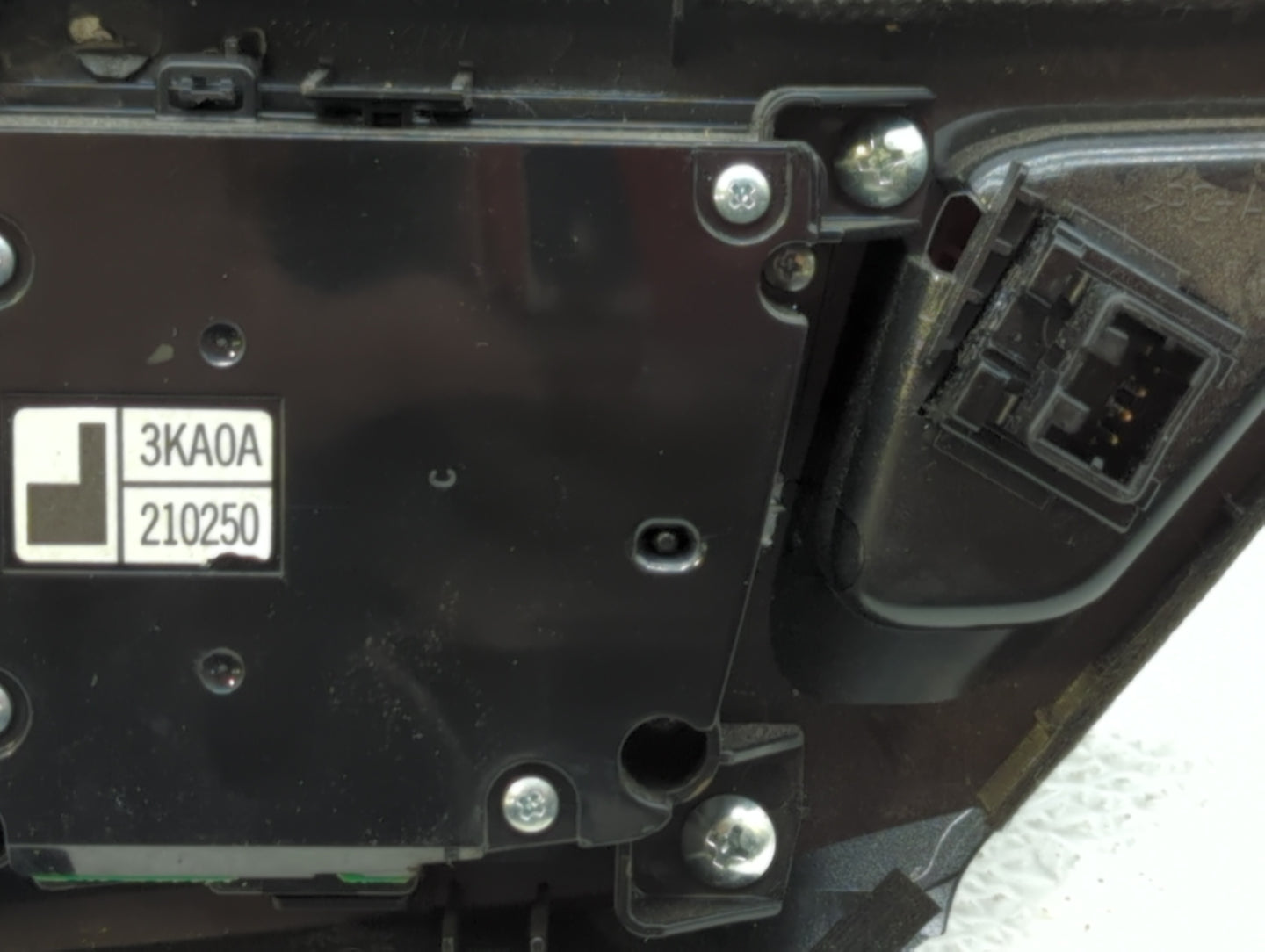 2013-2016 Nissan Pathfinder Information Display Screen - Oemusedautoparts1.com