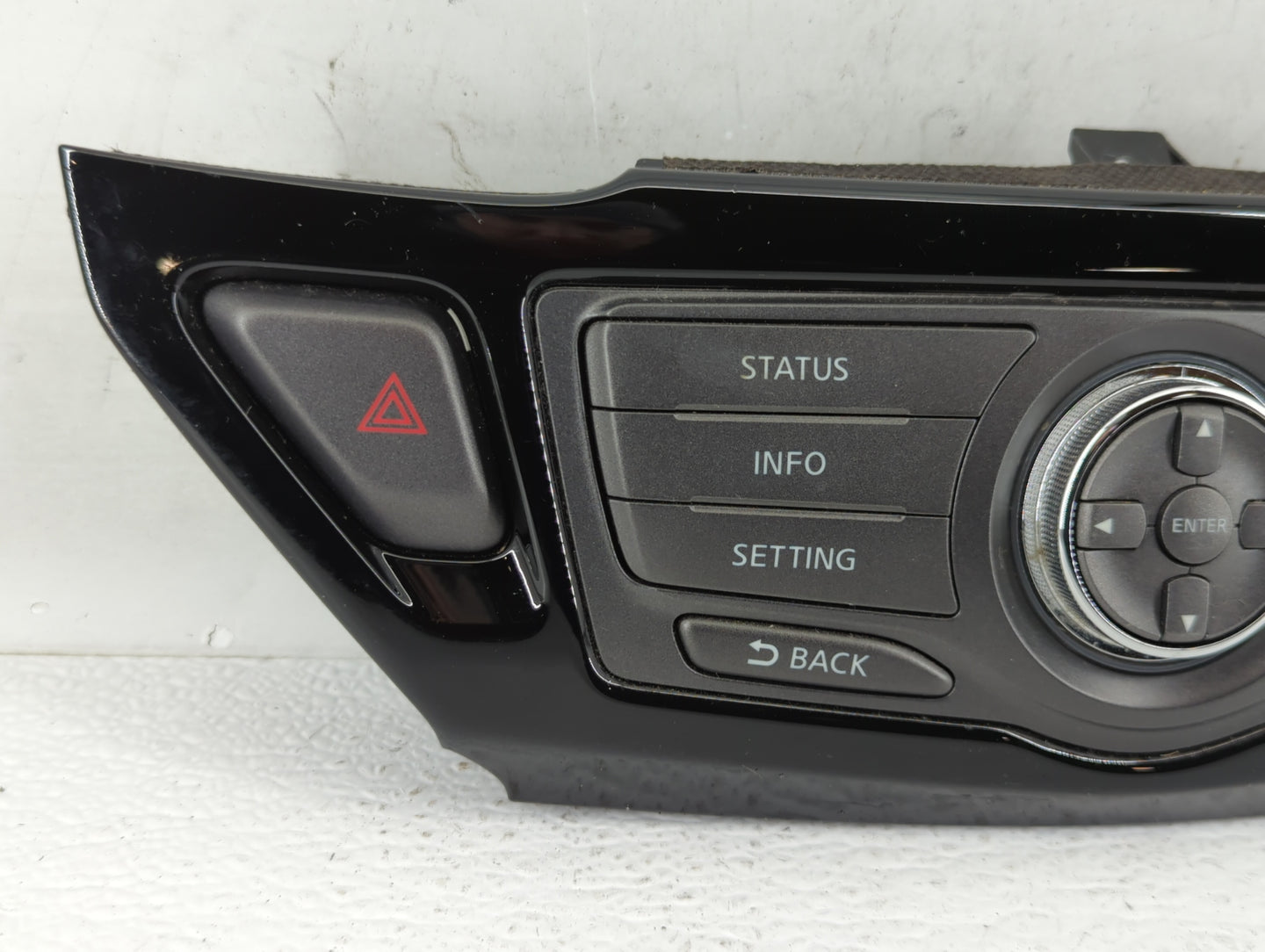 2013-2016 Nissan Pathfinder Information Display Screen - Oemusedautoparts1.com