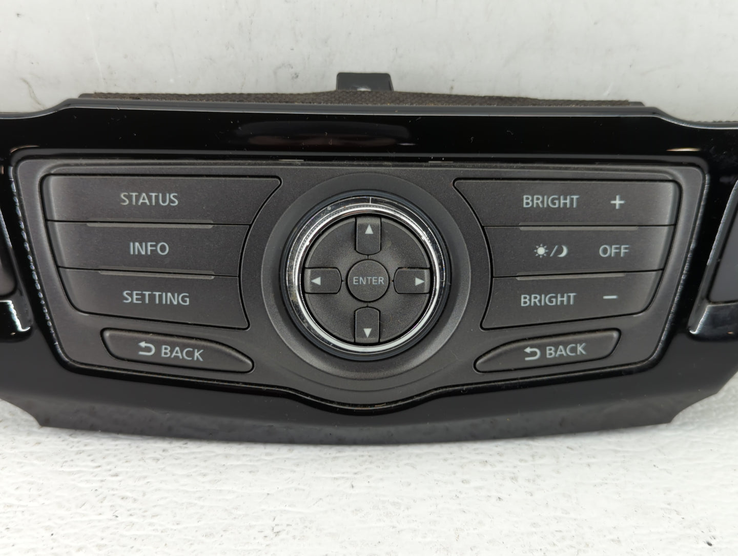 2013-2016 Nissan Pathfinder Information Display Screen - Oemusedautoparts1.com