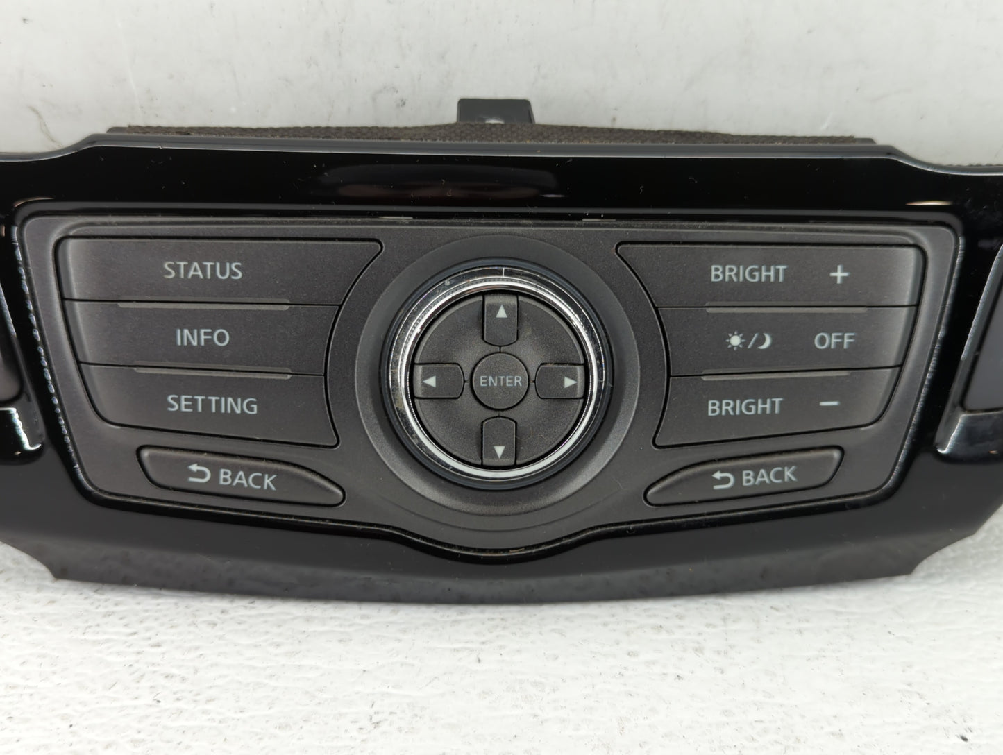 2013-2016 Nissan Pathfinder Information Display Screen - Oemusedautoparts1.com