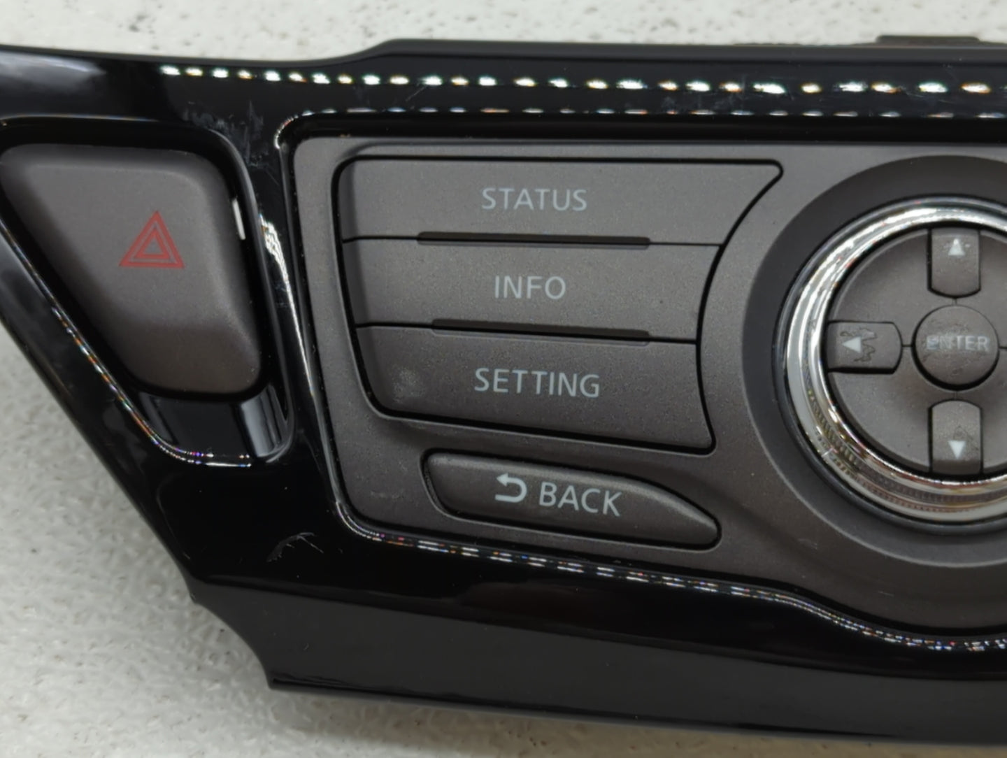 2013-2014 Nissan Pathfinder Radio Control Panel - Oemusedautoparts1.com