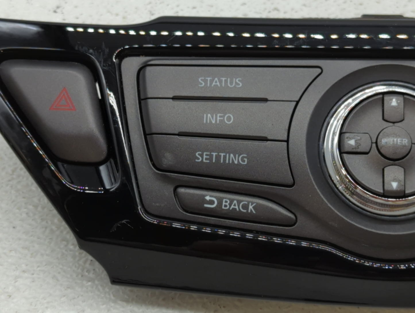2013-2014 Nissan Pathfinder Radio Control Panel - Oemusedautoparts1.com