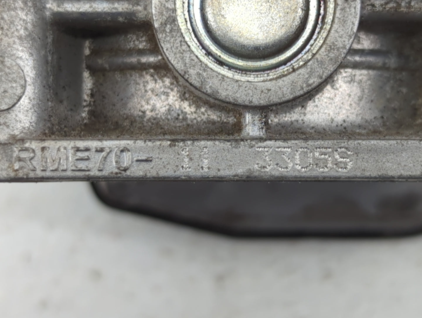 2013-2014 Nissan Pathfinder Throttle Body P/N:3305S RME70-11 Fits Fits 2007 2008 2009 2010 2011 2012 2013 2014 OEM Used Auto