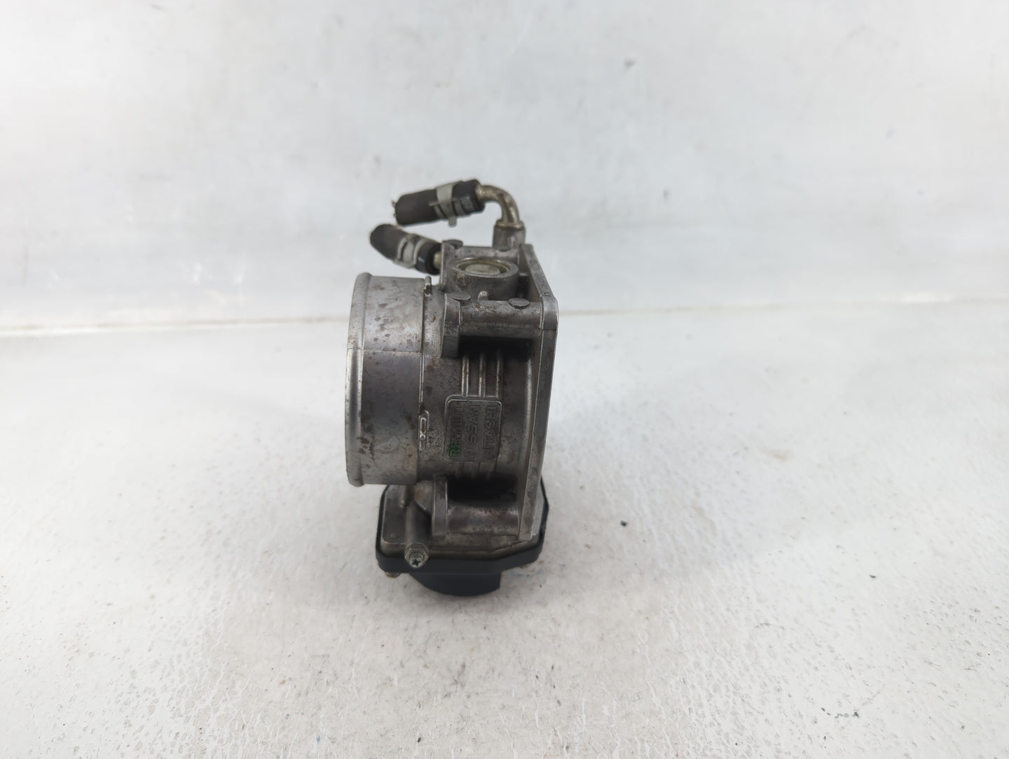 2013-2014 Nissan Pathfinder Throttle Body P/N:RME70-3205S Fits Fits 2007 2008 2009 2010 2011 2012 2013 2014 OEM Used Auto Pa