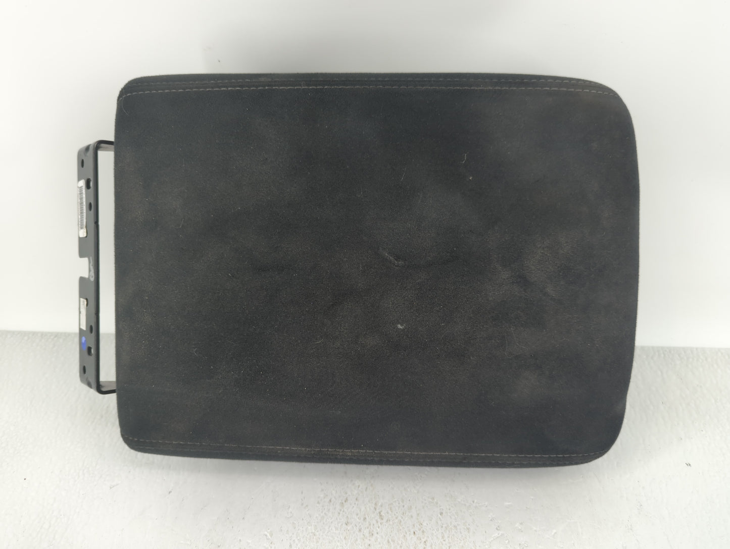 2013 Nissan Pathfinder Center Console Armrest Cover Lid Black - Oemusedautoparts1.com