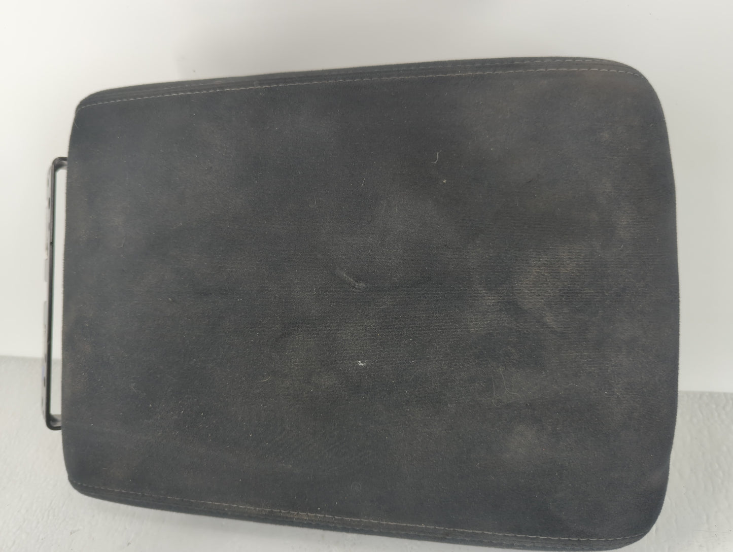 2013 Nissan Pathfinder Center Console Armrest Cover Lid Black - Oemusedautoparts1.com