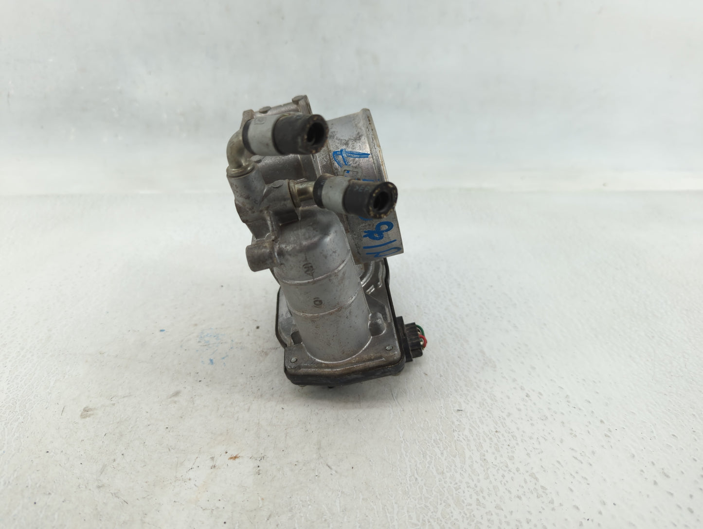 2013-2014 Nissan Pathfinder Throttle Body P/N:2Y22S RME70-11 Fits Fits 2007 2008 2009 2010 2011 2012 2013 2014 OEM Used Auto