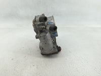 2013-2014 Nissan Pathfinder Throttle Body P/N:2Y22S RME70-11 Fits Fits 2007 2008 2009 2010 2011 2012 2013 2014 OEM Used Auto
