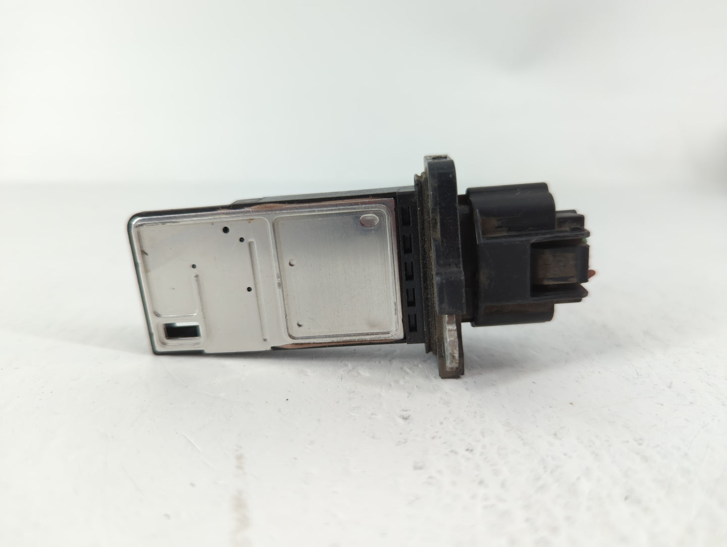 2005-2014 Nissan Pathfinder Mass Air Flow Meter Maf - Oemusedautoparts1.com
