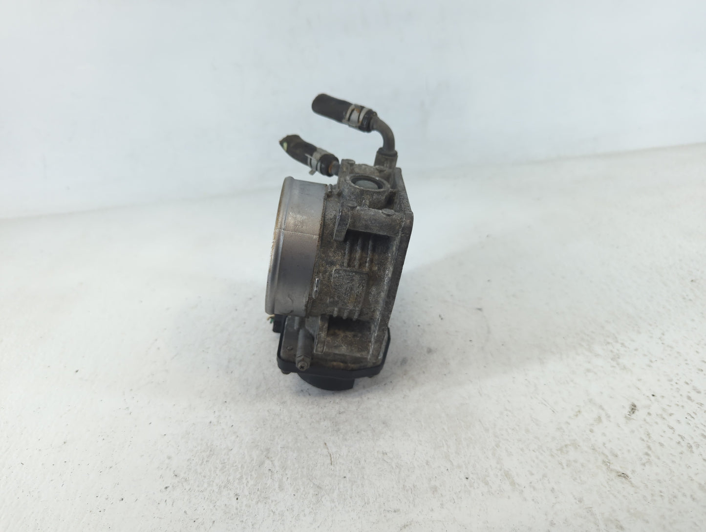 2013-2014 Nissan Pathfinder Throttle Body P/N:2Y22S RME70-11 Fits Fits 2007 2008 2009 2010 2011 2012 2013 2014 OEM Used Auto
