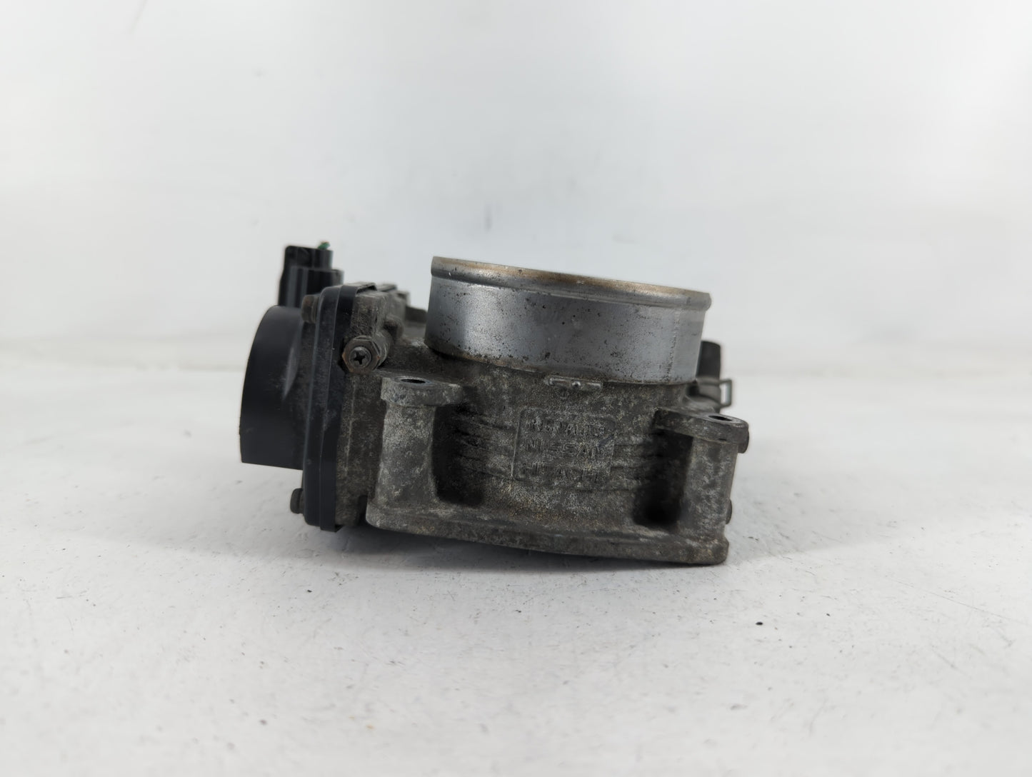 2013-2014 Nissan Pathfinder Throttle Body P/N:K 2X15 2 526-01 Fits Fits 2007 2008 2009 2010 2011 2012 2013 2014 OEM Used Aut