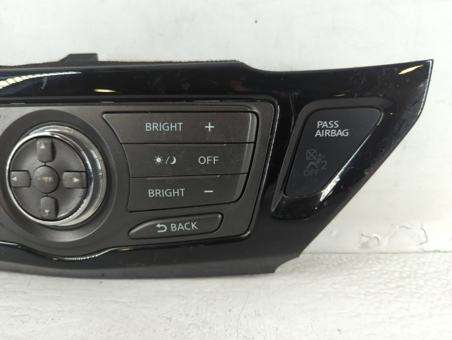 2013 Nissan Pathfinder Fusebox Fuse Box Panel Relay Module P/N:3KA0A 210250 Fits OEM Used Auto Parts - Oemusedautoparts1.com
