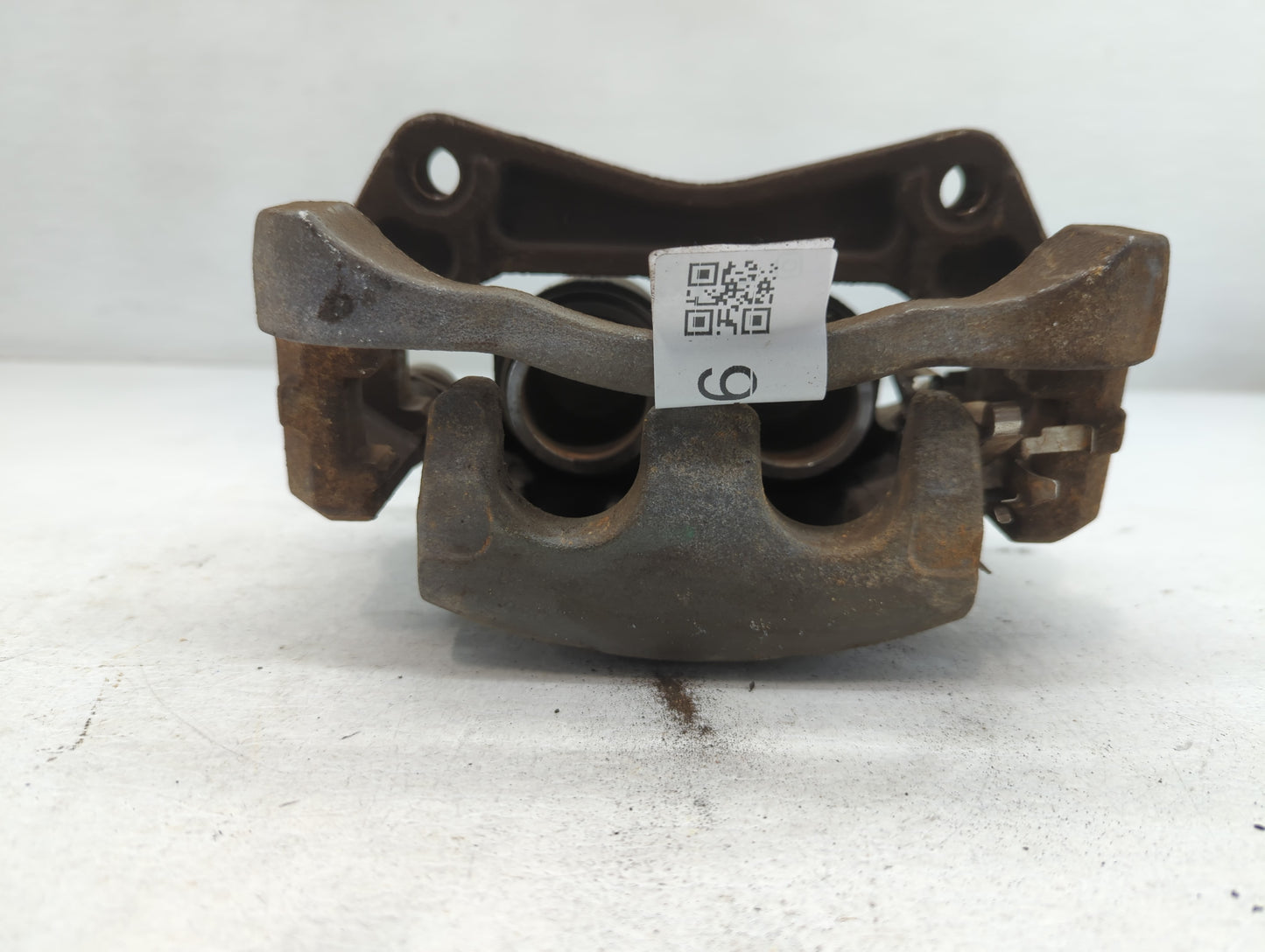 2013-2020 Nissan Pathfinder Front Driver Left Brake Caliper - Oemusedautoparts1.com