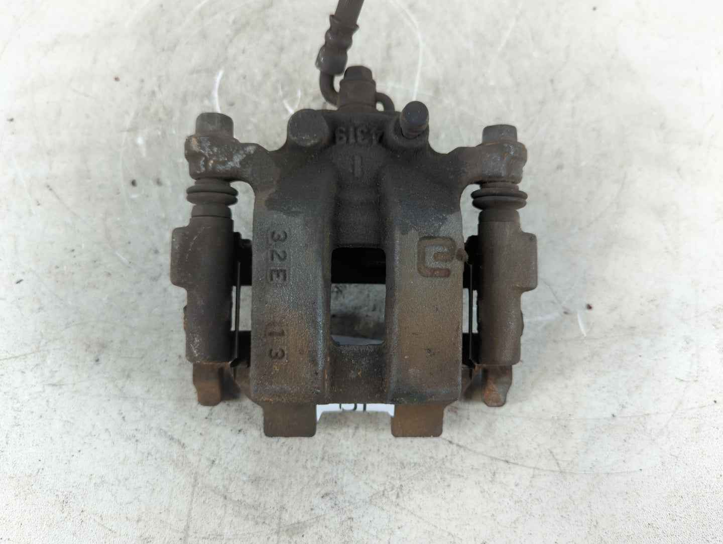 2013-2020 Nissan Pathfinder Rear Driver Left Brake Caliper - Oemusedautoparts1.com