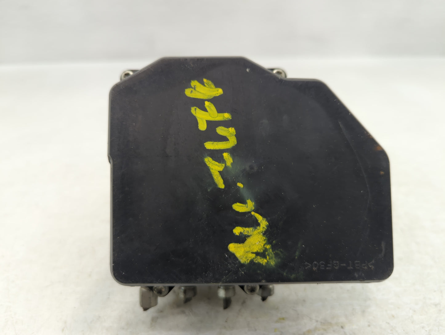 2013-2014 Nissan Pathfinder ABS Pump Control Module Replacement P/N:47660 3KA0A Fits Fits 2013 2014 OEM Used Auto Parts - Oe