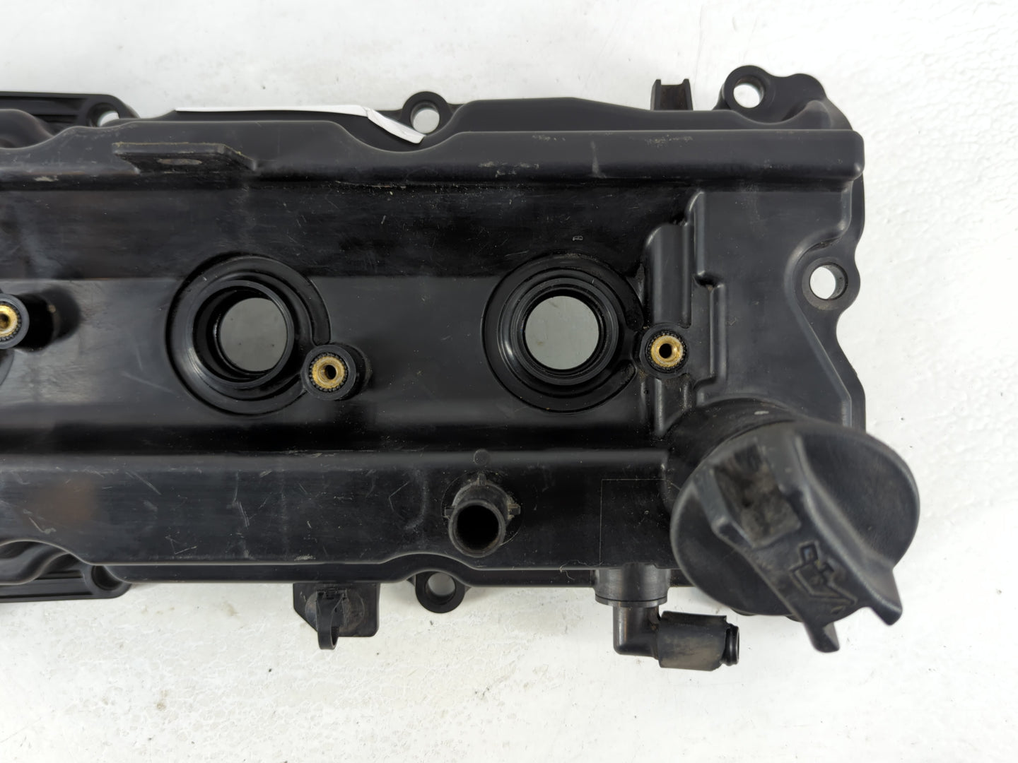 2013 Nissan Pathfinder Driver Left Cylinder Head Valve Cover P/N:Y2127-021 Fits OEM Used Auto Parts - Oemusedautoparts1.com