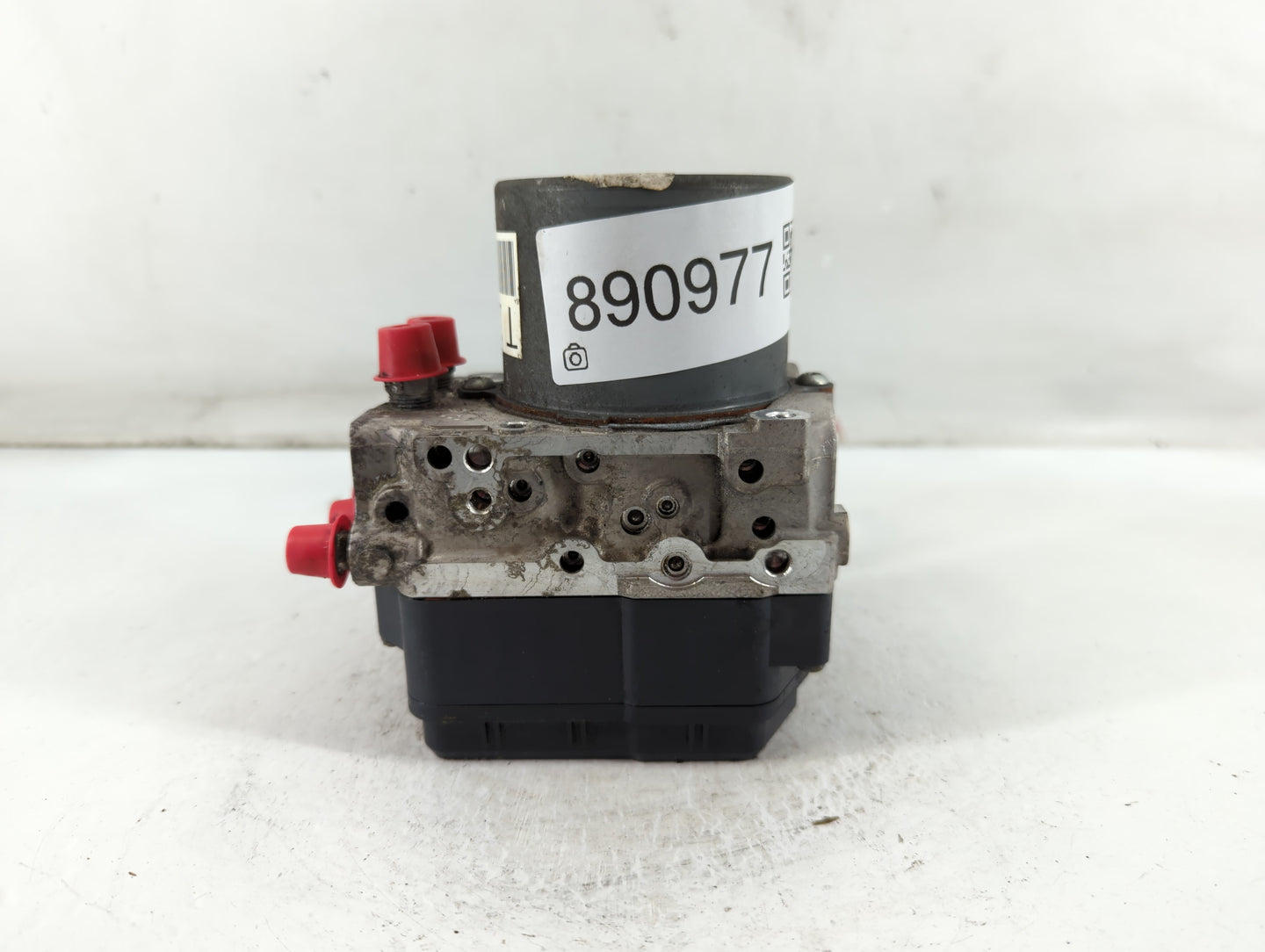 2013 Nissan Pathfinder ABS Pump Control Module Replacement P/N:47660 3KD0A Fits OEM Used Auto Parts - Oemusedautoparts1.com