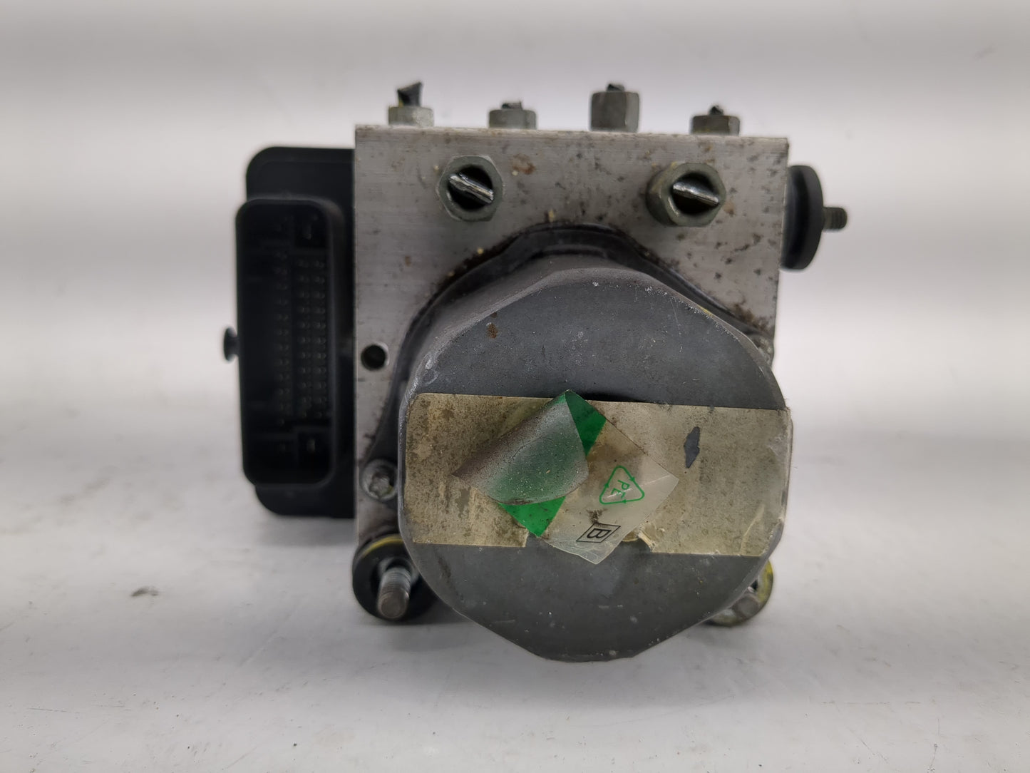 2013 Nissan Qashqai ABS Pump Control Module Replacement P/N:2265106455 Fits OEM Used Auto Parts - Oemusedautoparts1.com