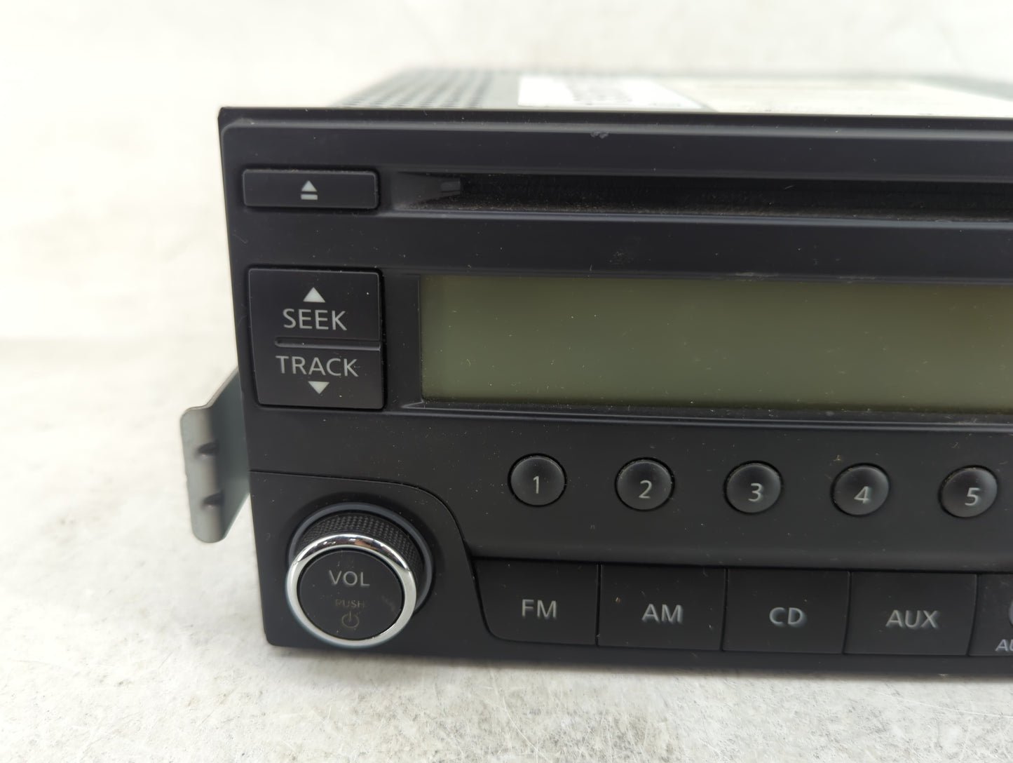 2013-2017 Nissan Quest Radio AM FM Cd Player Receiver Replacement P/N:28185 3WS0A Fits Fits 2013 2014 2015 2016 2017 OEM Use