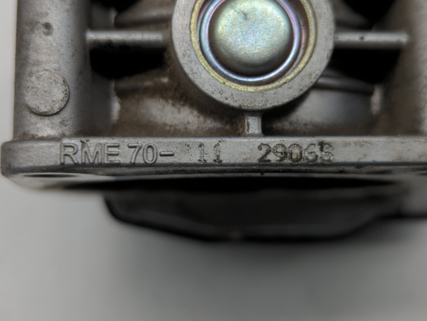 2011-2014 Nissan Quest Throttle Body P/N:526-01 G 0205, RME70-11 Fits Fits 2007 2008 2009 2010 2011 2012 2013 2014 OEM Used 