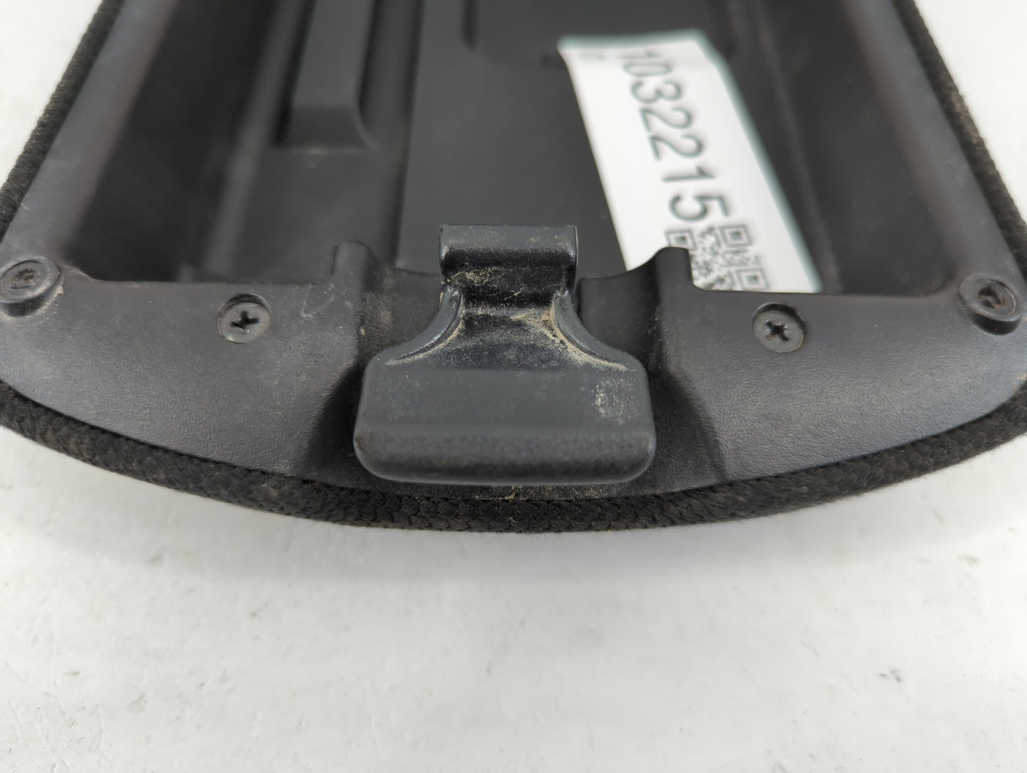 2013-2015 Nissan Rogue Center Console Armrest Cover Lid Fits Fits 2013 2014 2015 OEM Used Auto Parts - Oemusedautoparts1.com